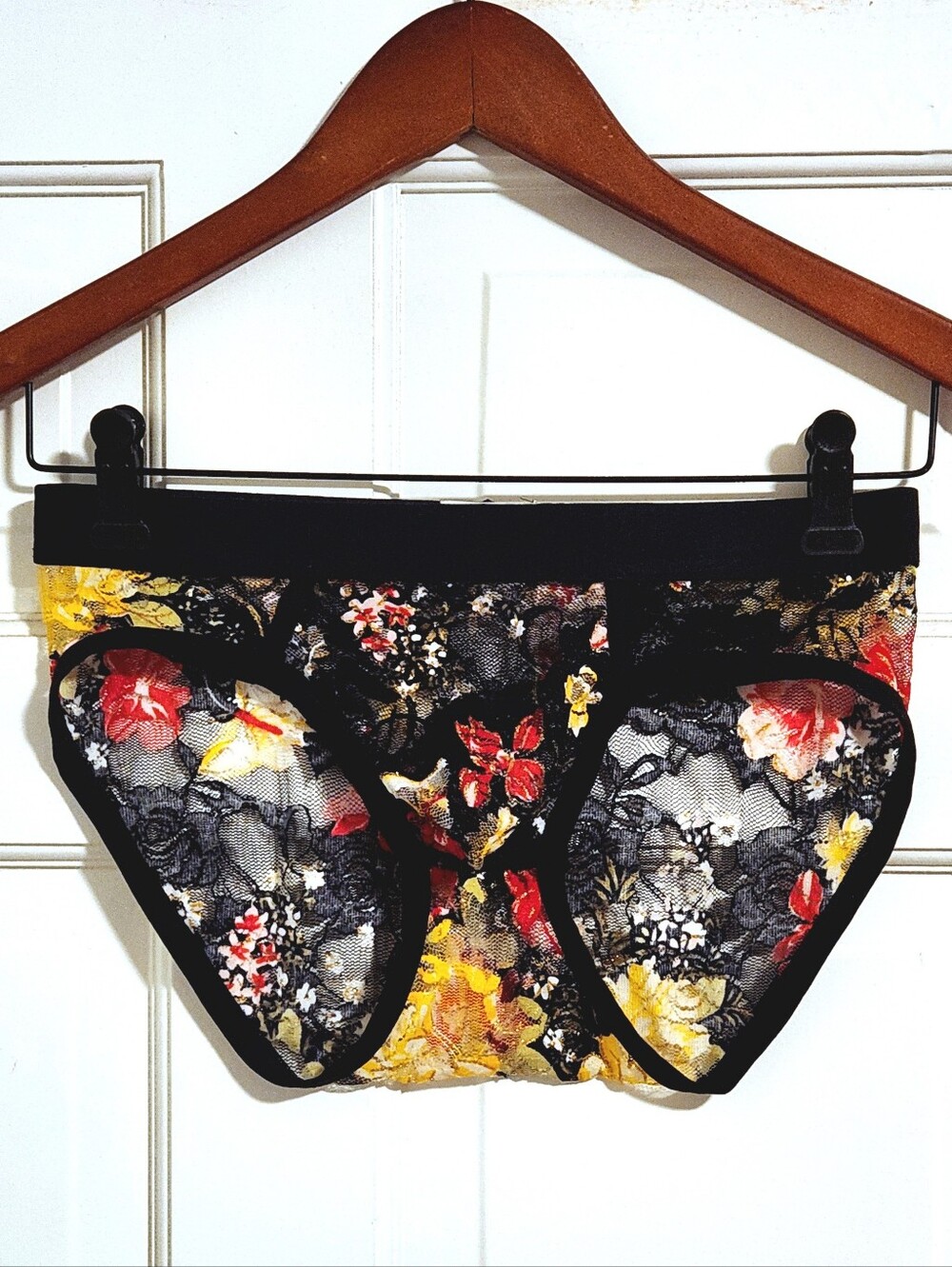 💋E-Laurels💋 - Black/Multi Lace Brief